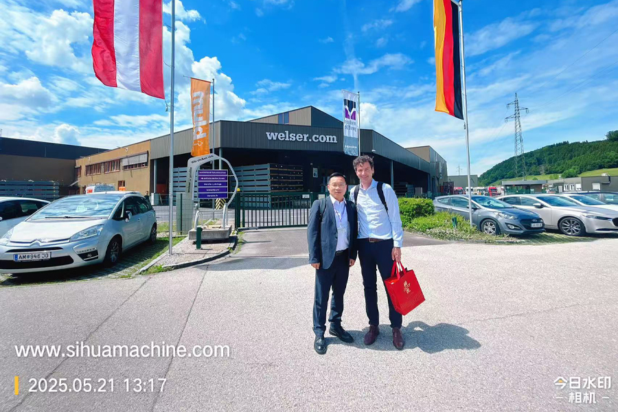 21 maja 2025 r. Dr Bernd Koberl i Joky Jin
